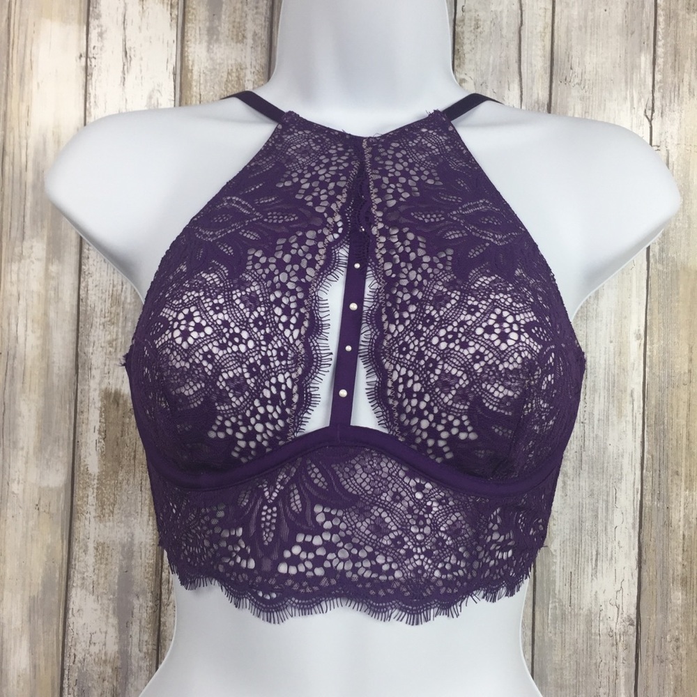 Victoria’s Secret Unlined Lace Bra - Picture 2 of 4